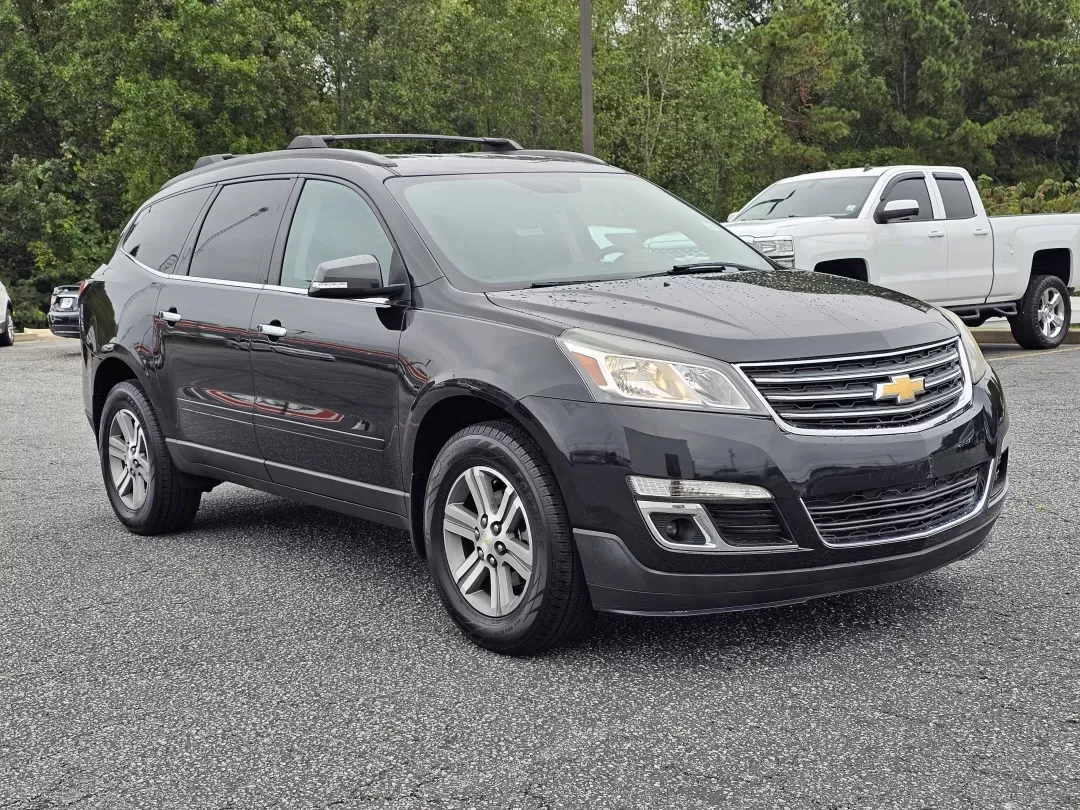 2015 /Ebony Chevrolet Traverse LT (1GNKRHKDXFJ) with an Other engine, located at 5115 14th Ave., Columbus, GA, 31904, (706) 323-0345, 32.511494, -84.971046 - **Elevate Your Family Adventures with the 2015 Chevrolet Traverse LT at Gils Auto!**<br /> <br /> Are you searching for the perfect family SUV that combines space, comfort, and the latest technology? Look no further than this 2015 Chevrolet Traverse LT, now available at Gils Auto in Phenix City, AL. - Photo#2