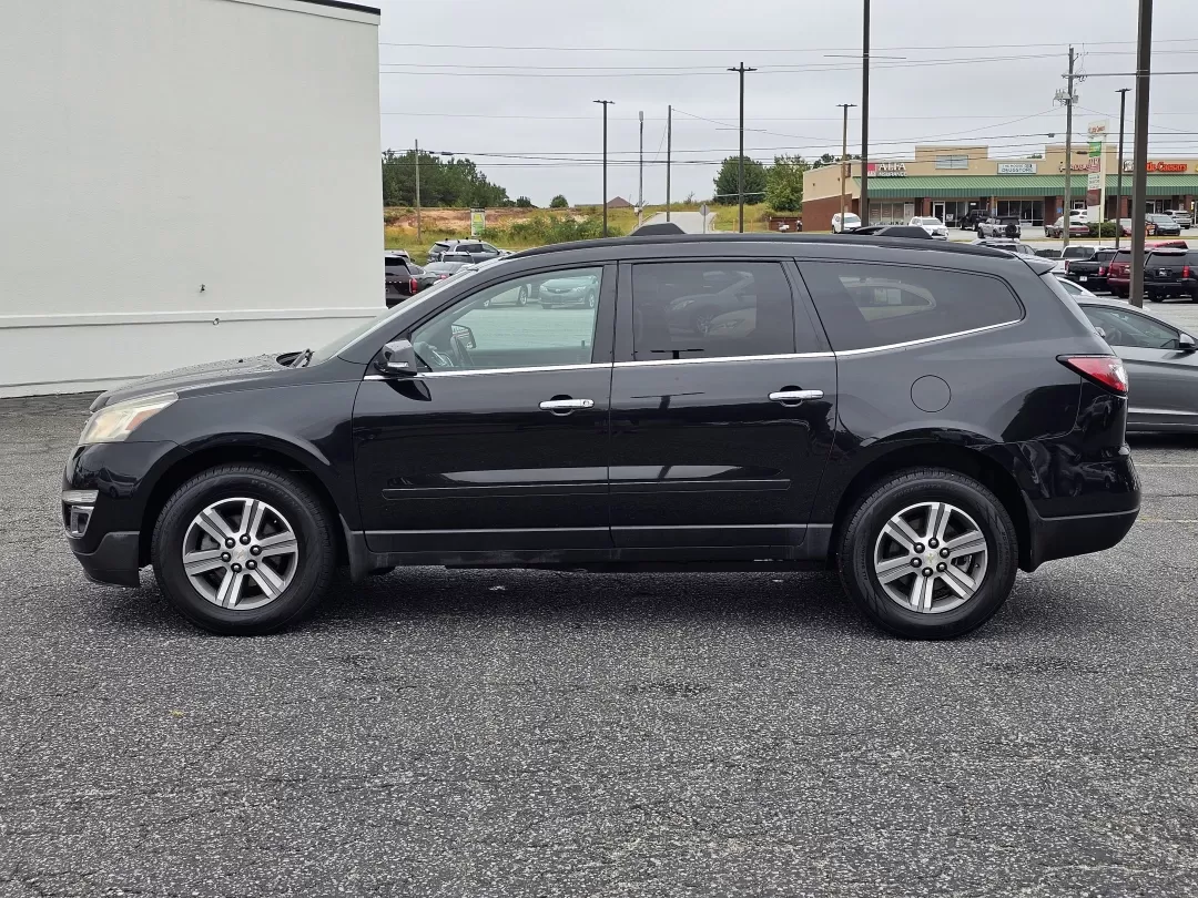 2015 /Ebony Chevrolet Traverse LT (1GNKRHKDXFJ) with an Other engine, located at 5115 14th Ave., Columbus, GA, 31904, (706) 323-0345, 32.511494, -84.971046 - **Elevate Your Family Adventures with the 2015 Chevrolet Traverse LT at Gils Auto!**<br /> <br /> Are you searching for the perfect family SUV that combines space, comfort, and the latest technology? Look no further than this 2015 Chevrolet Traverse LT, now available at Gils Auto in Phenix City, AL. - Photo#7