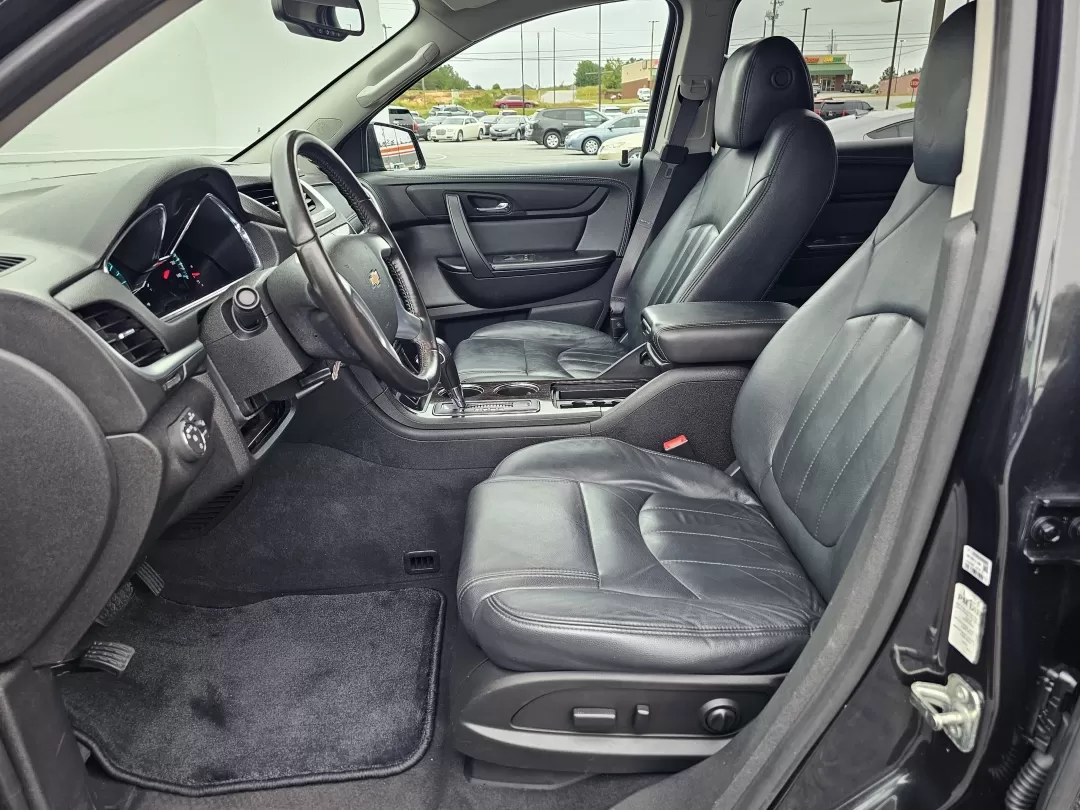 2015 /Ebony Chevrolet Traverse LT (1GNKRHKDXFJ) with an Other engine, located at 5115 14th Ave., Columbus, GA, 31904, (706) 323-0345, 32.511494, -84.971046 - **Elevate Your Family Adventures with the 2015 Chevrolet Traverse LT at Gils Auto!**<br /> <br /> Are you searching for the perfect family SUV that combines space, comfort, and the latest technology? Look no further than this 2015 Chevrolet Traverse LT, now available at Gils Auto in Phenix City, AL. - Photo#9