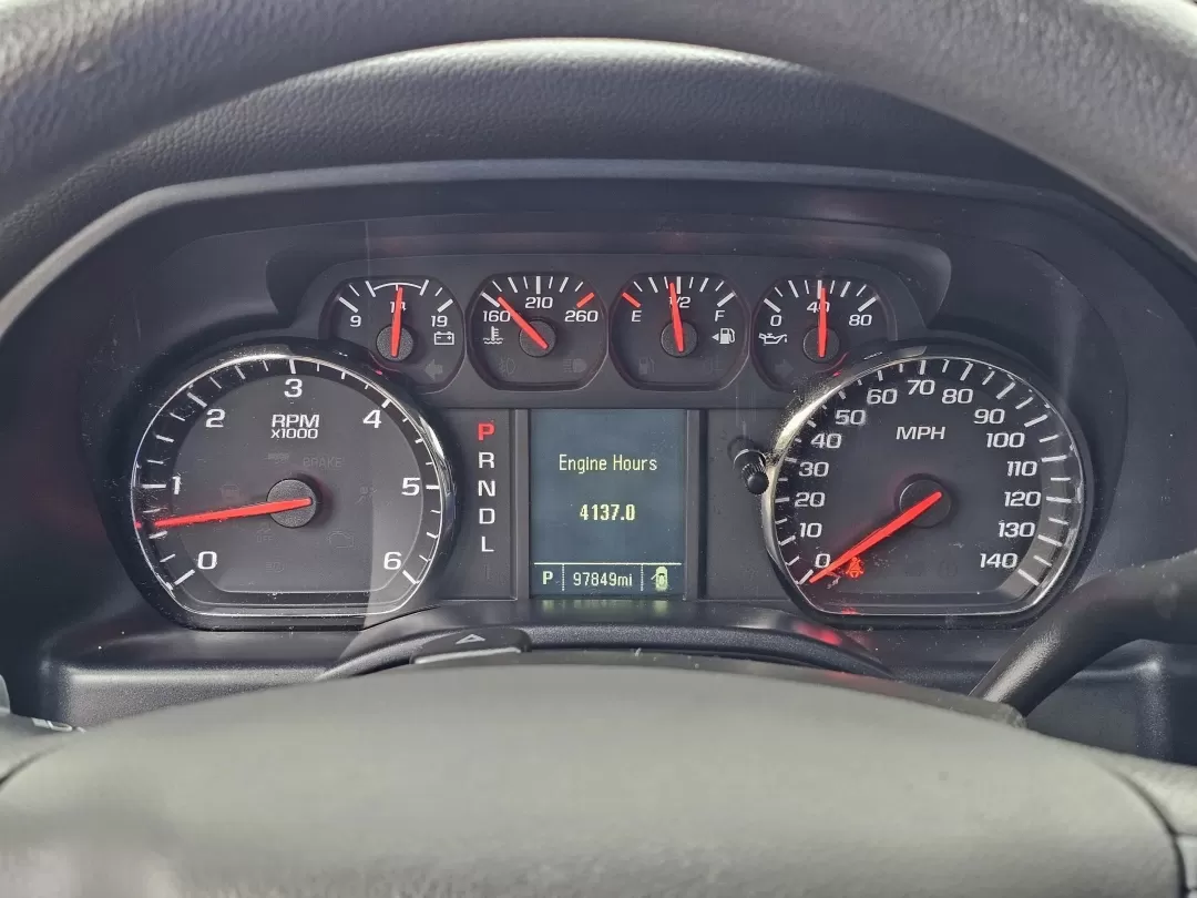 2018 /Dark Ash with Jet Black Interior Accents Chevrolet Silverado 1500 Custom (3GCPCPEC8JG) with an Other engine, located at 3959 U.S. 80 W, Phenix City, AL, 36870, (334) 297-4885, 32.469296, -85.135185 - **Elevate Your Adventures with the 2018 Chevrolet Silverado 1500 Crew Cab - Your Perfect Pickup for Every Lifestyle!**<br /> <br /> Are you ready to take on the road with confidence? The 2018 Chevrolet Silverado 1500, available at Gils Auto in Phenix City, AL, is designed for those who crave adventu - Photo#12