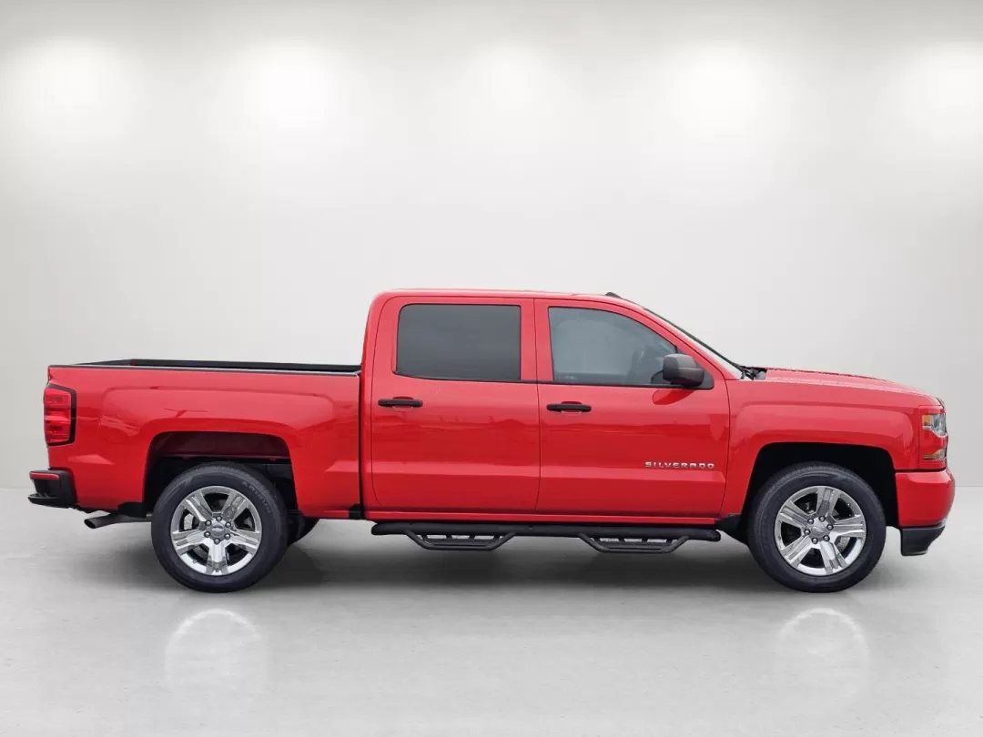 2018 /Dark Ash with Jet Black Interior Accents Chevrolet Silverado 1500 Custom (3GCPCPEC8JG) with an Other engine, located at 5115 14th Ave., Columbus, GA, 31904, (706) 323-0345, 32.511494, -84.971046 - **Elevate Your Adventures with the 2018 Chevrolet Silverado 1500 Crew Cab - Your Perfect Pickup for Every Lifestyle!**<br /> <br /> Are you ready to take on the road with confidence? The 2018 Chevrolet Silverado 1500, available at Gils Auto in Phenix City, AL, is designed for those who crave adventu - Photo#3