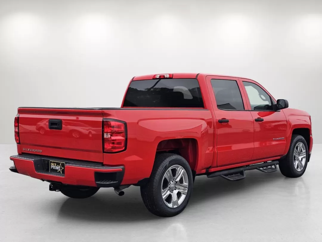 2018 /Dark Ash with Jet Black Interior Accents Chevrolet Silverado 1500 Custom (3GCPCPEC8JG) with an Other engine, located at 5115 14th Ave., Columbus, GA, 31904, (706) 323-0345, 32.511494, -84.971046 - **Elevate Your Adventures with the 2018 Chevrolet Silverado 1500 Crew Cab - Your Perfect Pickup for Every Lifestyle!**<br /> <br /> Are you ready to take on the road with confidence? The 2018 Chevrolet Silverado 1500, available at Gils Auto in Phenix City, AL, is designed for those who crave adventu - Photo#4