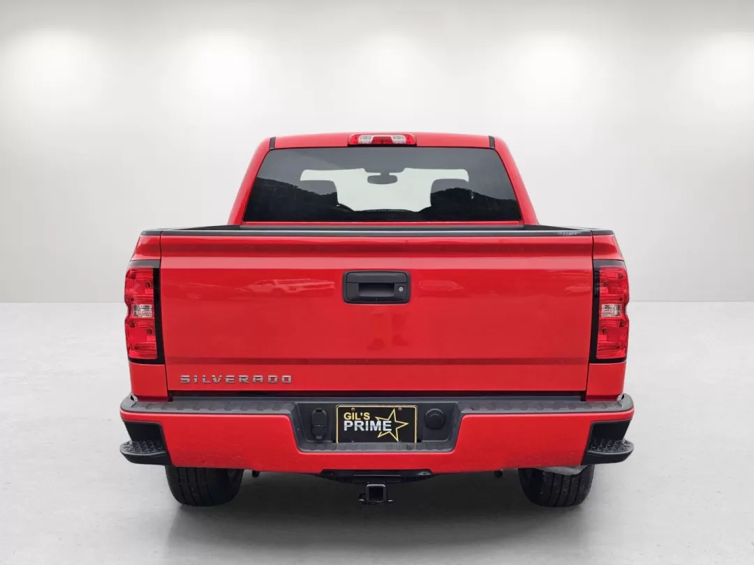 2018 /Dark Ash with Jet Black Interior Accents Chevrolet Silverado 1500 Custom (3GCPCPEC8JG) with an Other engine, located at 5115 14th Ave., Columbus, GA, 31904, (706) 323-0345, 32.511494, -84.971046 - **Elevate Your Adventures with the 2018 Chevrolet Silverado 1500 Crew Cab - Your Perfect Pickup for Every Lifestyle!**<br /> <br /> Are you ready to take on the road with confidence? The 2018 Chevrolet Silverado 1500, available at Gils Auto in Phenix City, AL, is designed for those who crave adventu - Photo#5