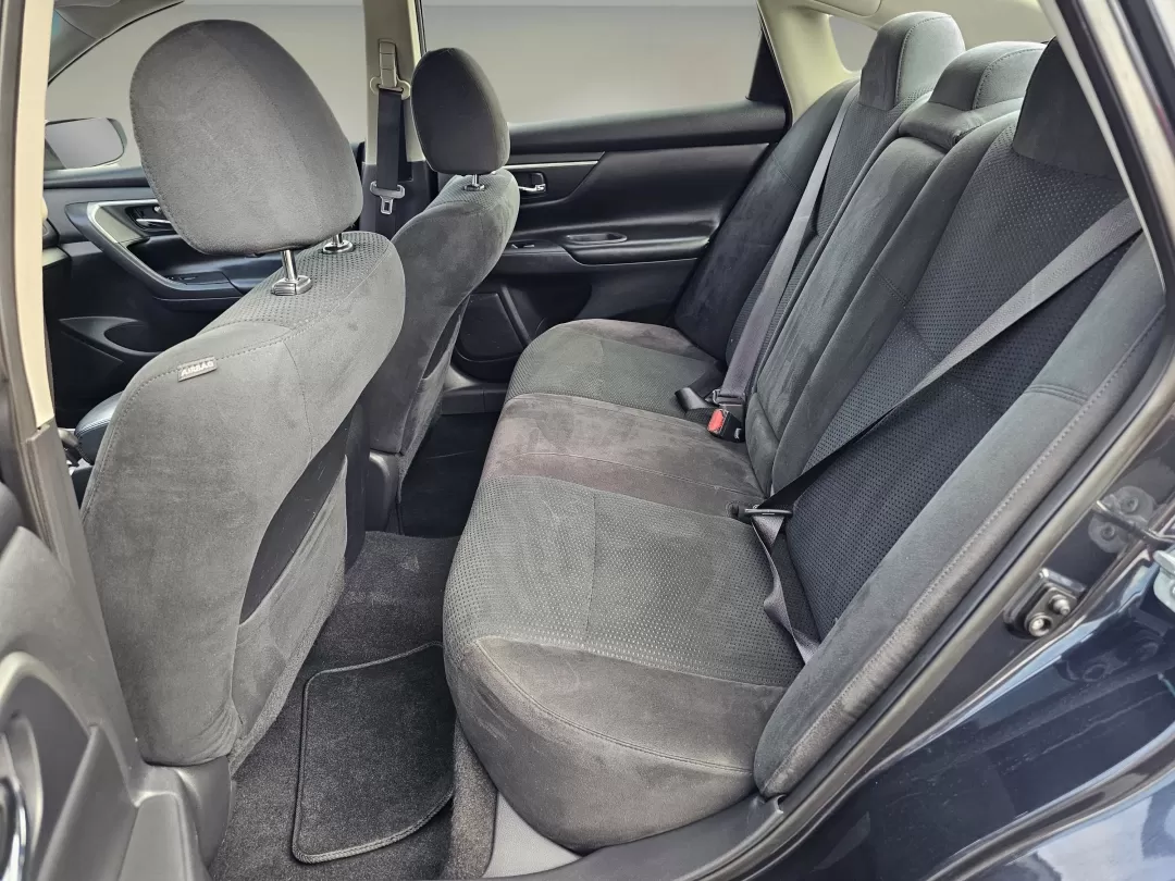 2015 /Charcoal Nissan Altima 2.5 S (1N4AL3AP3FC) with an Other engine, located at 3959 U.S. 80 W, Phenix City, AL, 36870, (334) 297-4885, 32.469296, -85.135185 - Elevate your daily commute or weekend adventures with the perfect blend of style, comfort, and reliability the 2015 Nissan Altima 2.5 S. This sedan isn't just a vehicle; it's a lifestyle choice that caters to professionals, families, and anyone who values a smooth ride. With its impressive fuel eff - Photo#15