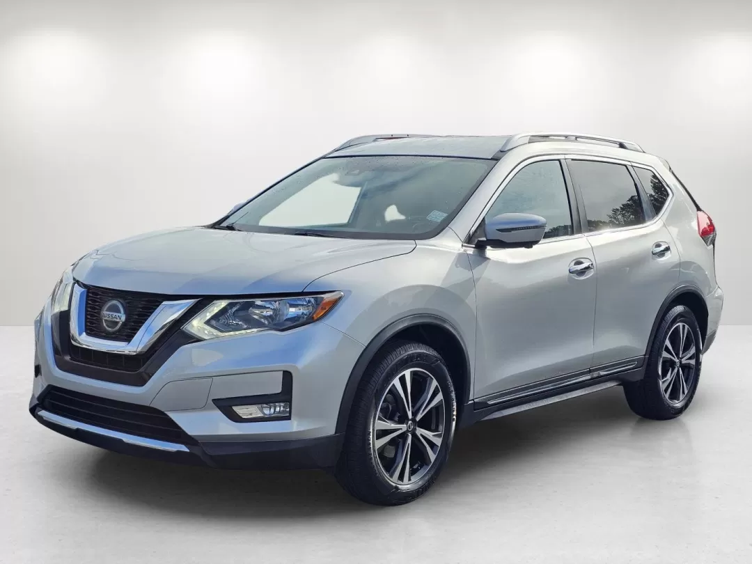 2018 /Charcoal Nissan Rogue SL (JN8AT2MTXJW) with an Other engine, located at 3959 U.S. 80 W, Phenix City, AL, 36870, (334) 297-4885, 32.469296, -85.135185 - Elevate your daily driving experience with the stunning 2018 Nissan Rogue SL, a versatile SUV designed for those who prioritize both style and functionality. Whether you're a growing family seeking ample space, a commuter craving comfort during long drives, or an adventurer looking for reliability o - Photo#1