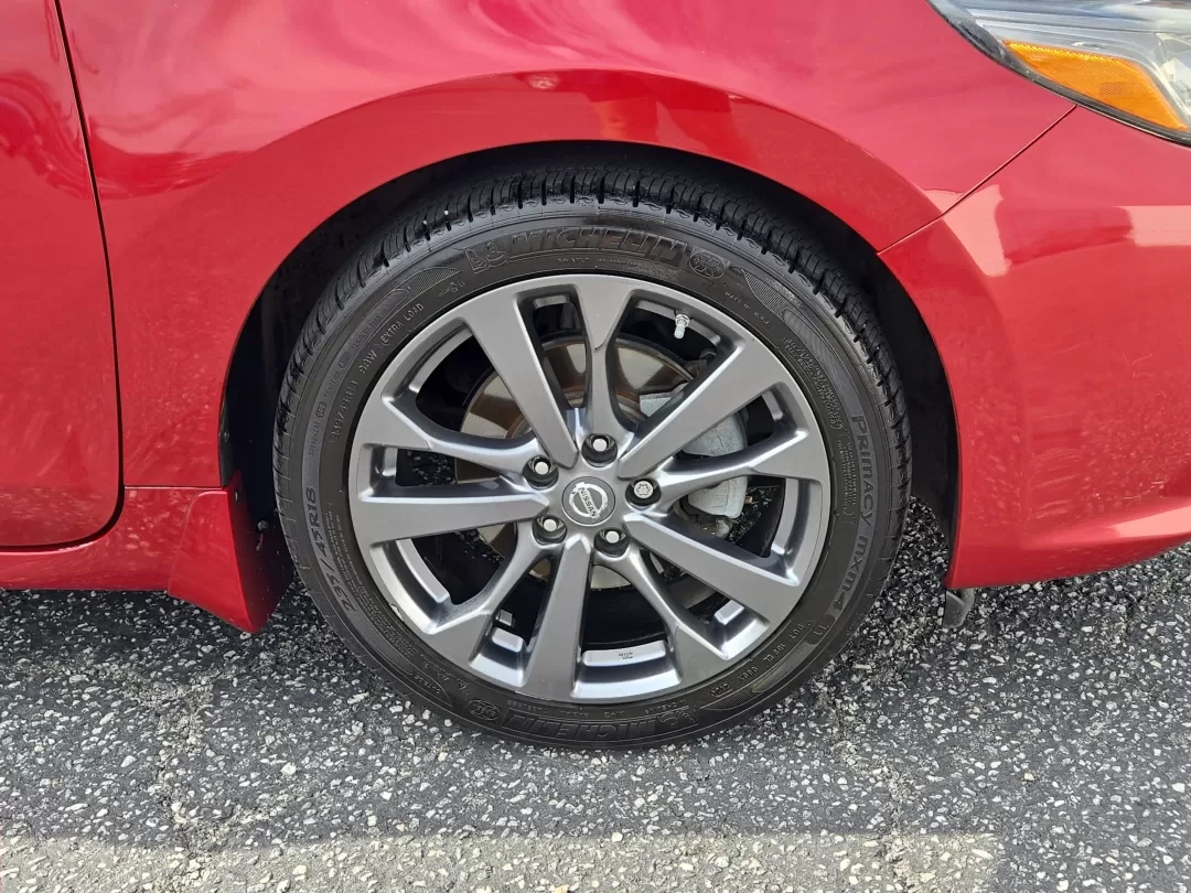 2018 /Sport Interior Nissan Altima 2.5 SR (1N4AL3AP9JC) with an Other engine, located at 3959 U.S. 80 W, Phenix City, AL, 36870, (334) 297-4885, 32.469296, -85.135185 - Discover the perfect blend of style, comfort, and reliability with this 2018 Nissan Altima 2.5 SR, available now at Gils Auto in Phenix City, AL! If you're searching for a dependable sedan that enhances your daily drive or weekend getaways, look no further. This Altima is not just a car; it's a life - Photo#2