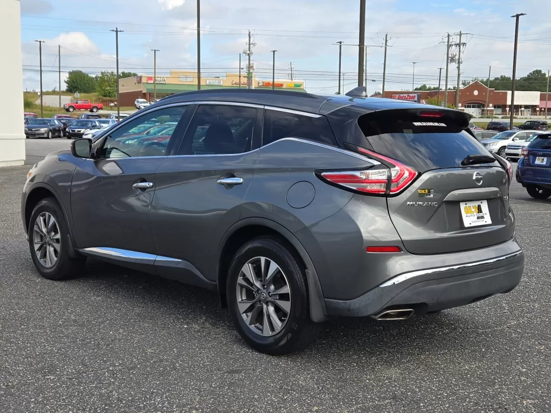 2017 /Graphite Nissan Murano SV (5N1AZ2MGXHN) with an Other engine, located at 3959 U.S. 80 W, Phenix City, AL, 36870, (334) 297-4885, 32.469296, -85.135185 - **Discover Adventure with the 2017 Nissan Murano SV at Gils Auto Perfect for Every Lifestyle!**<br /> <br /> Are you searching for a versatile SUV that caters to both your daily commuting needs and weekend adventures? Look no further than the stunning 2017 Nissan Murano SV available at Gils Auto in - Photo#7