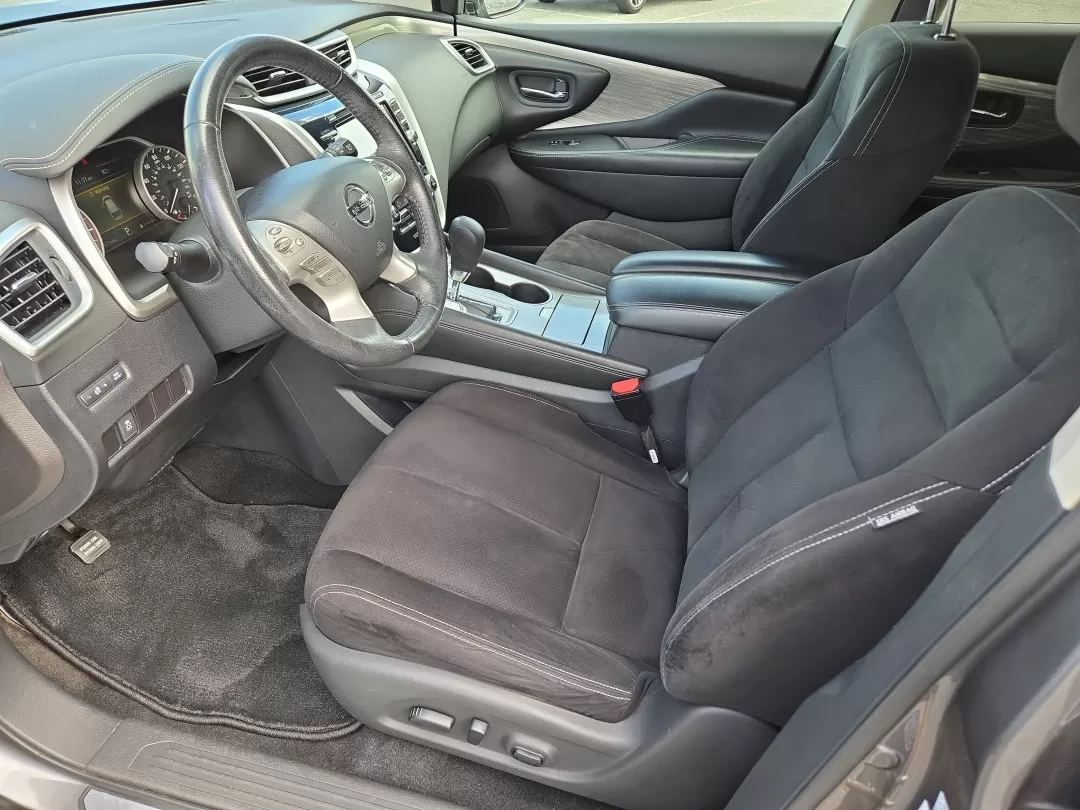 2017 /Graphite Nissan Murano SV (5N1AZ2MGXHN) with an Other engine, located at 3959 U.S. 80 W, Phenix City, AL, 36870, (334) 297-4885, 32.469296, -85.135185 - **Discover Adventure with the 2017 Nissan Murano SV at Gils Auto Perfect for Every Lifestyle!**<br /> <br /> Are you searching for a versatile SUV that caters to both your daily commuting needs and weekend adventures? Look no further than the stunning 2017 Nissan Murano SV available at Gils Auto in - Photo#11
