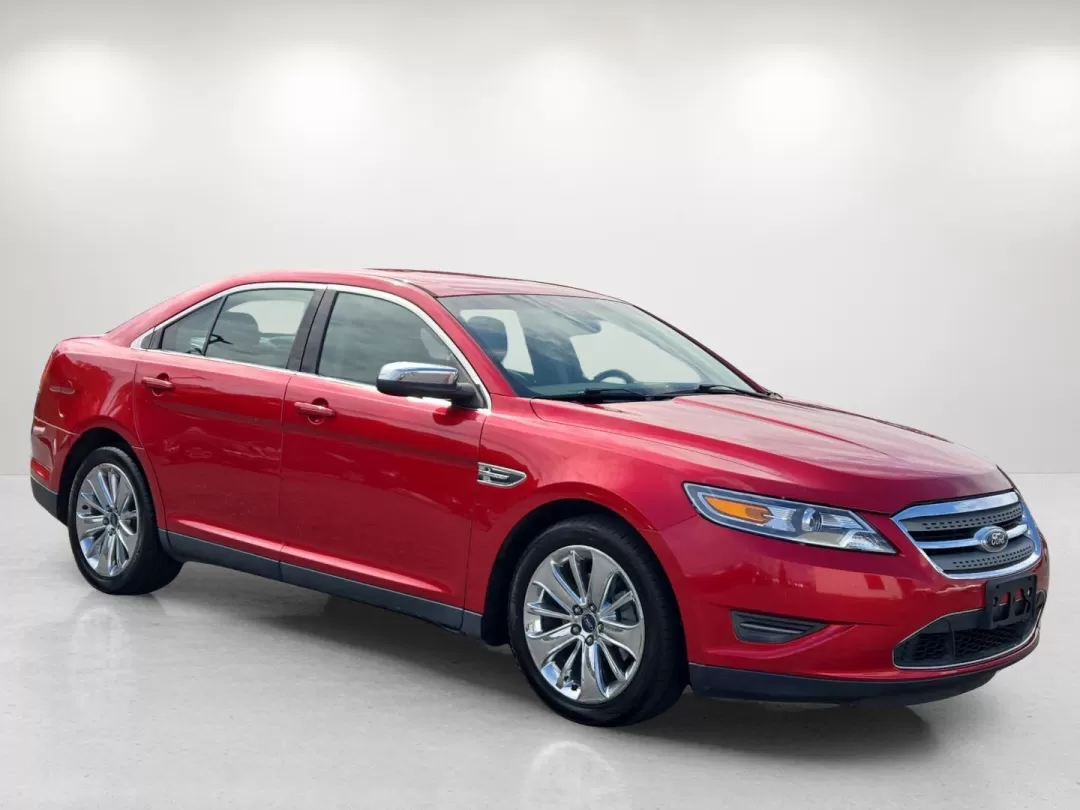 2012 Ford Taurus Limited (1FAHP2FW2CG) with an Other engine, located at 1430 Gateway Drive, Opelika, AL, 36801, (334) 239-0944, 32.637871, -85.409790 - **Discover a New Level of Comfort and Style with This 2012 Ford Taurus Limited at Gils Auto!**<br /> <br /> Are you seeking the perfect blend of comfort, style, and functionality for your daily commute or weekend adventures? Look no further than this stunning 2012 Ford Taurus Limited, available now - Photo#3