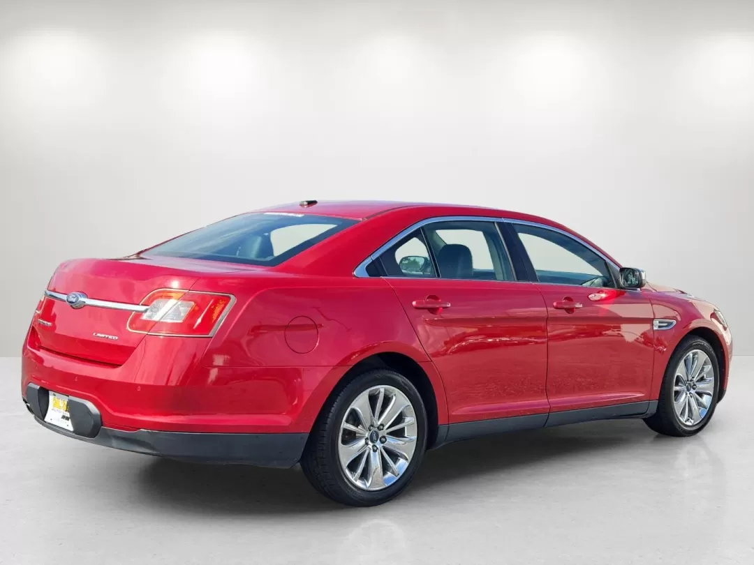 2012 Ford Taurus Limited (1FAHP2FW2CG) with an Other engine, located at 1430 Gateway Drive, Opelika, AL, 36801, (334) 239-0944, 32.637871, -85.409790 - **Discover a New Level of Comfort and Style with This 2012 Ford Taurus Limited at Gils Auto!**<br /> <br /> Are you seeking the perfect blend of comfort, style, and functionality for your daily commute or weekend adventures? Look no further than this stunning 2012 Ford Taurus Limited, available now - Photo#5