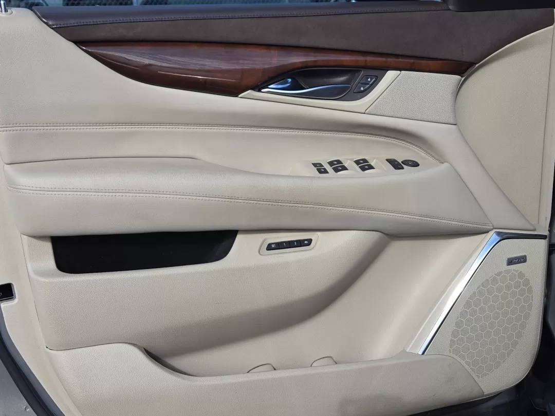 2017 /Shale with Cocoa Accents Cadillac Escalade Premium Luxury (1GYS3CKJ9HR) with an Other engine, located at 3959 U.S. 80 W, Phenix City, AL, 36870, (334) 297-4885, 32.469296, -85.135185 - Unleash your adventurous spirit with the stunning 2017 Cadillac Escalade Premium Luxury, now available at Gils Auto in Phenix City, AL. This SUV is not just a mode of transportation; it's a lifestyle choice perfect for families, weekend warriors, and those who appreciate the finer things in life. Wh - Photo#9