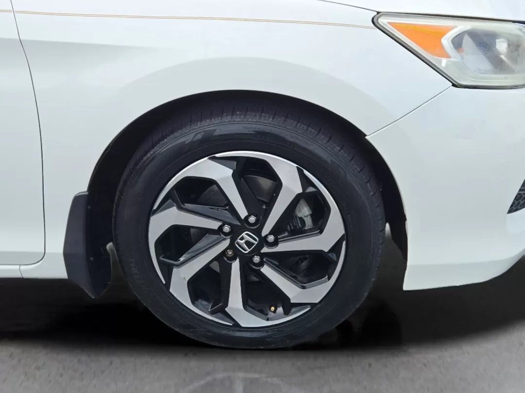 2017 Honda Accord Sedan EX (1HGCR2F06HA) with an Other engine, located at 3959 U.S. 80 W, Phenix City, AL, 36870, (334) 297-4885, 32.469296, -85.135185 - **Drive Your Lifestyle Forward with the 2017 Honda Accord Sedan Your Perfect Companion for Every Journey!**<br /> <br /> Are you ready to elevate your daily commute or embark on unforgettable family road trips? At Gils Auto in Phenix City, AL, we understand that every drive matters, and the 2017 Ho - Photo#3