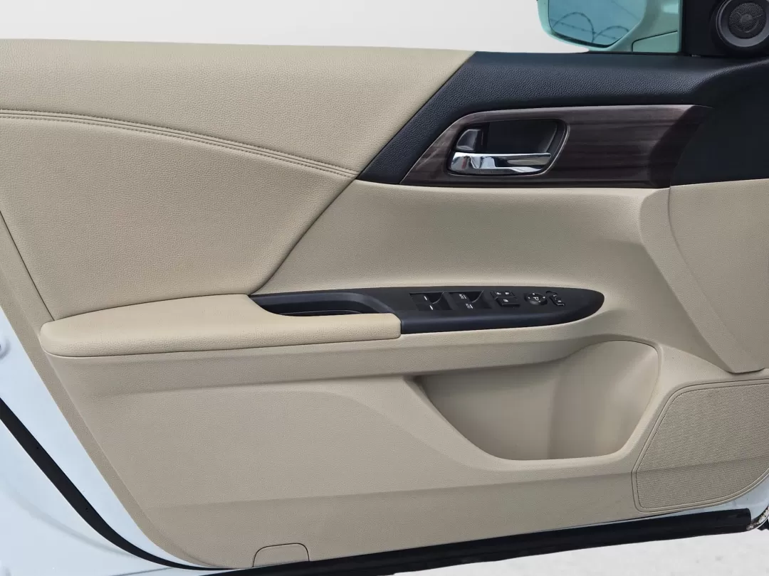 2017 Honda Accord Sedan EX (1HGCR2F06HA) with an Other engine, located at 3959 U.S. 80 W, Phenix City, AL, 36870, (334) 297-4885, 32.469296, -85.135185 - **Drive Your Lifestyle Forward with the 2017 Honda Accord Sedan Your Perfect Companion for Every Journey!**<br /> <br /> Are you ready to elevate your daily commute or embark on unforgettable family road trips? At Gils Auto in Phenix City, AL, we understand that every drive matters, and the 2017 Ho - Photo#10