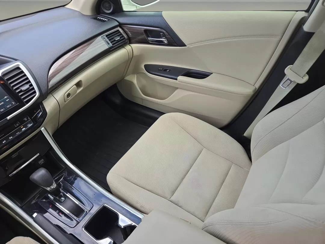 2017 Honda Accord Sedan EX (1HGCR2F06HA) with an Other engine, located at 3959 U.S. 80 W, Phenix City, AL, 36870, (334) 297-4885, 32.469296, -85.135185 - **Drive Your Lifestyle Forward with the 2017 Honda Accord Sedan Your Perfect Companion for Every Journey!**<br /> <br /> Are you ready to elevate your daily commute or embark on unforgettable family road trips? At Gils Auto in Phenix City, AL, we understand that every drive matters, and the 2017 Ho - Photo#15