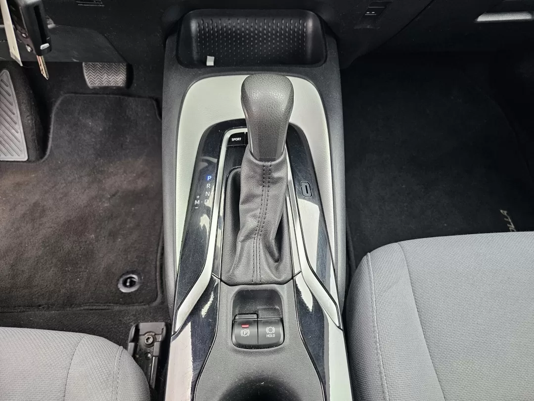 2021 Toyota Corolla SE (5YFS4MCE4MP) with an Other engine, located at 3959 U.S. 80 W, Phenix City, AL, 36870, (334) 297-4885, 32.469296, -85.135185 - **Experience the Freedom of the Open Road with the 2021 Toyota Corolla!**<br /> <br /> Are you looking for a reliable and efficient sedan that fits seamlessly into your busy lifestyle? Whether you're a commuter navigating the bustling streets of Phenix City or a growing family seeking a safe and com - Photo#13