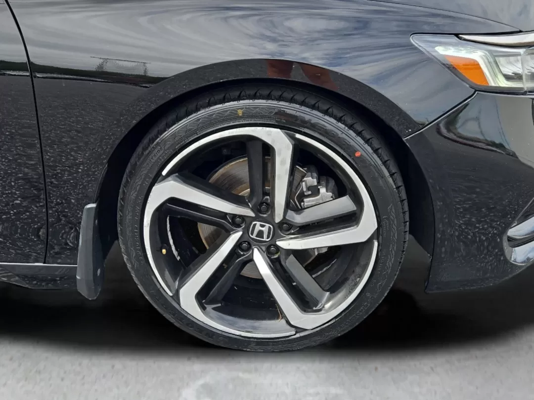 2018 Honda Accord Sedan Sport 1.5T (1HGCV1F35JA) with an Other engine, located at 3959 U.S. 80 W, Phenix City, AL, 36870, (334) 297-4885, 32.469296, -85.135185 - Discover your next adventure with this sleek and reliable 2018 Honda Accord Sedan, available now at Gils Auto in Phenix City, AL. Perfect for budget-conscious buyers and growing families alike, this vehicle offers the ideal blend of style, comfort, and cutting-edge technology. Whether you're navigat - Photo#3