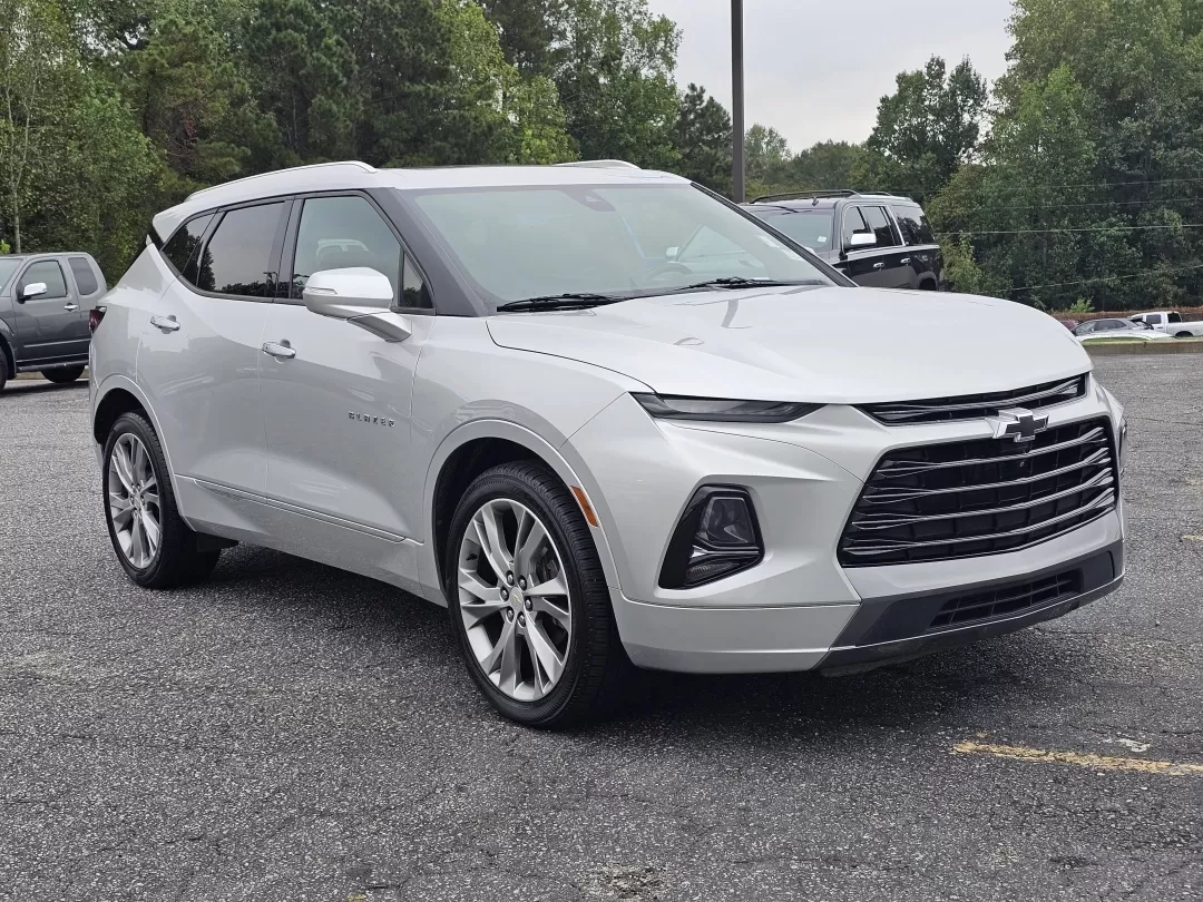 2019 /Jet Black Chevrolet Blazer Premier (3GNKBFRSXKS) with an Other engine, located at 3959 U.S. 80 W, Phenix City, AL, 36870, (334) 297-4885, 32.469296, -85.135185 - Discover the perfect blend of style, comfort, and advanced technology with the stunning 2019 Chevrolet Blazer Premier, now available at Gils Auto in Phenix City, AL. If you're searching for a vehicle that can elevate your lifestyle, whether for daily commutes, family outings, or weekend adventures, - Photo#2