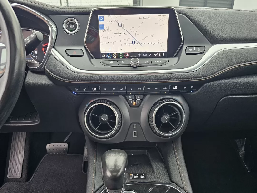 2019 /Jet Black Chevrolet Blazer Premier (3GNKBFRSXKS) with an Other engine, located at 3959 U.S. 80 W, Phenix City, AL, 36870, (334) 297-4885, 32.469296, -85.135185 - Discover the perfect blend of style, comfort, and advanced technology with the stunning 2019 Chevrolet Blazer Premier, now available at Gils Auto in Phenix City, AL. If you're searching for a vehicle that can elevate your lifestyle, whether for daily commutes, family outings, or weekend adventures, - Photo#11