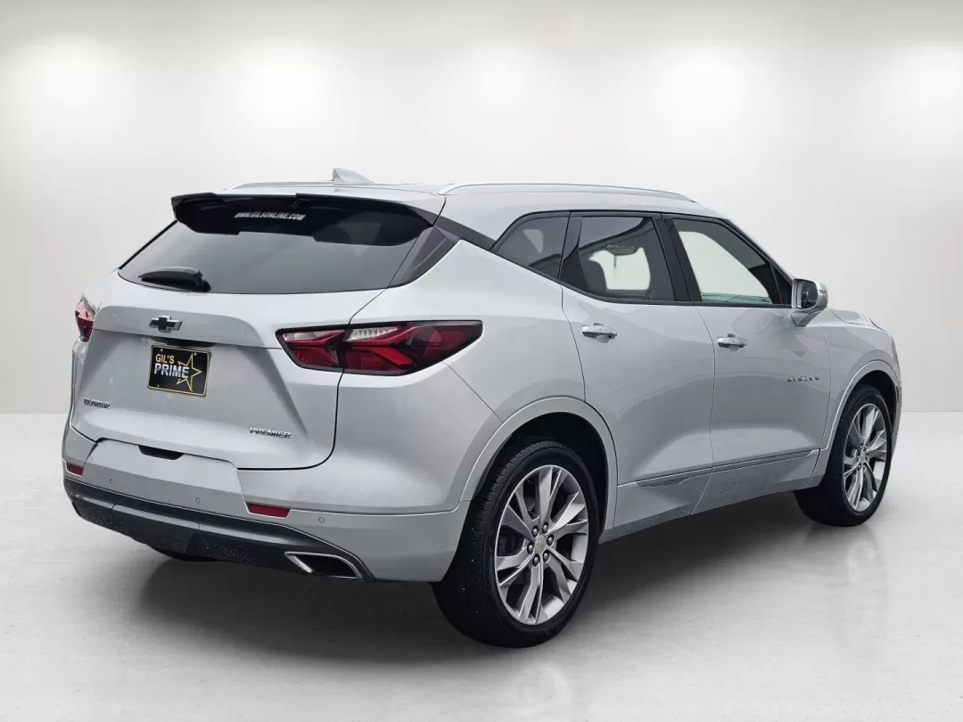 2019 /Jet Black Chevrolet Blazer Premier (3GNKBFRSXKS) with an Other engine, located at 1430 Gateway Drive, Opelika, AL, 36801, (334) 239-0944, 32.637871, -85.409790 - Discover the perfect blend of style, comfort, and advanced technology with the stunning 2019 Chevrolet Blazer Premier, now available at Gils Auto in Phenix City, AL. If you're searching for a vehicle that can elevate your lifestyle, whether for daily commutes, family outings, or weekend adventures, - Photo#4
