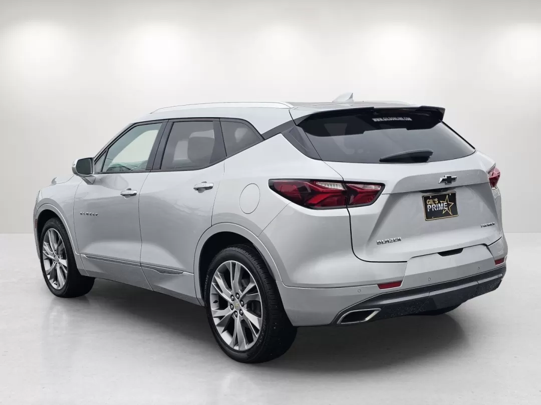 2019 /Jet Black Chevrolet Blazer Premier (3GNKBFRSXKS) with an Other engine, located at 7000 Northlake Connector, Columbus, GA, 31904, (706) 987-8085, 32.524975, -84.978134 - Discover the perfect blend of style, comfort, and advanced technology with the stunning 2019 Chevrolet Blazer Premier, now available at Gils Auto in Phenix City, AL. If you're searching for a vehicle that can elevate your lifestyle, whether for daily commutes, family outings, or weekend adventures, - Photo#6