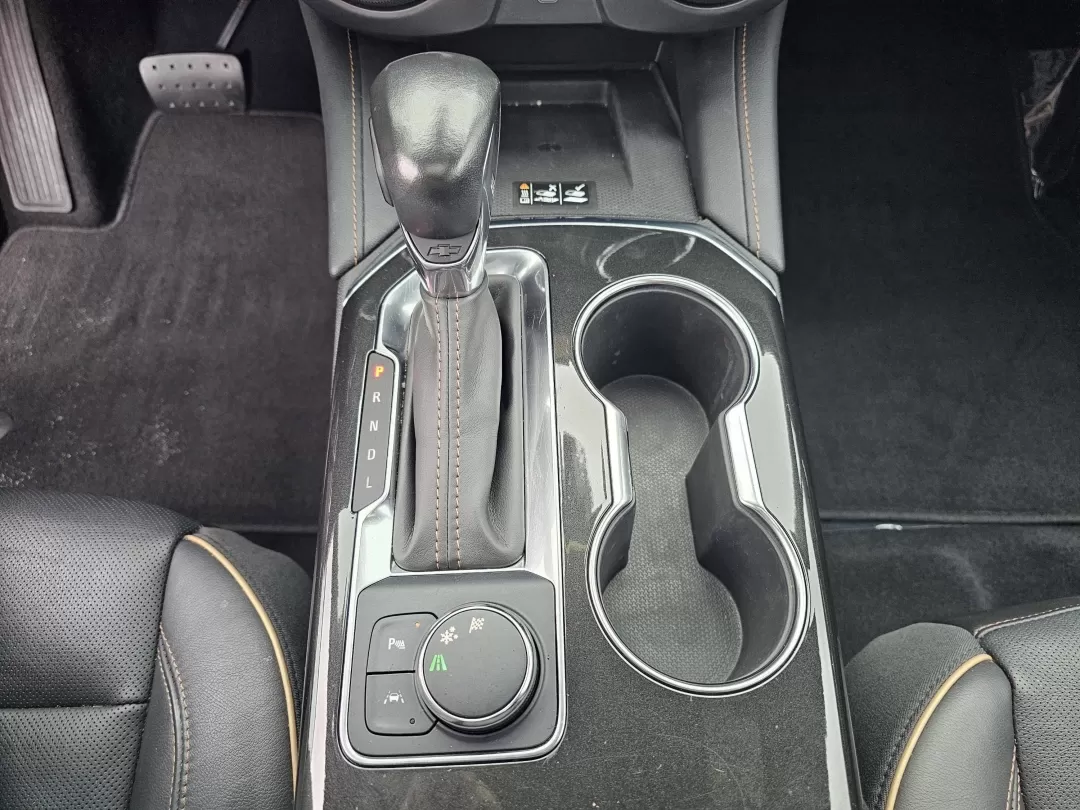 2019 /Jet Black Chevrolet Blazer Premier (3GNKBFRSXKS) with an Other engine, located at 7000 Northlake Connector, Columbus, GA, 31904, (706) 987-8085, 32.524975, -84.978134 - Discover the perfect blend of style, comfort, and advanced technology with the stunning 2019 Chevrolet Blazer Premier, now available at Gils Auto in Phenix City, AL. If you're searching for a vehicle that can elevate your lifestyle, whether for daily commutes, family outings, or weekend adventures, - Photo#12