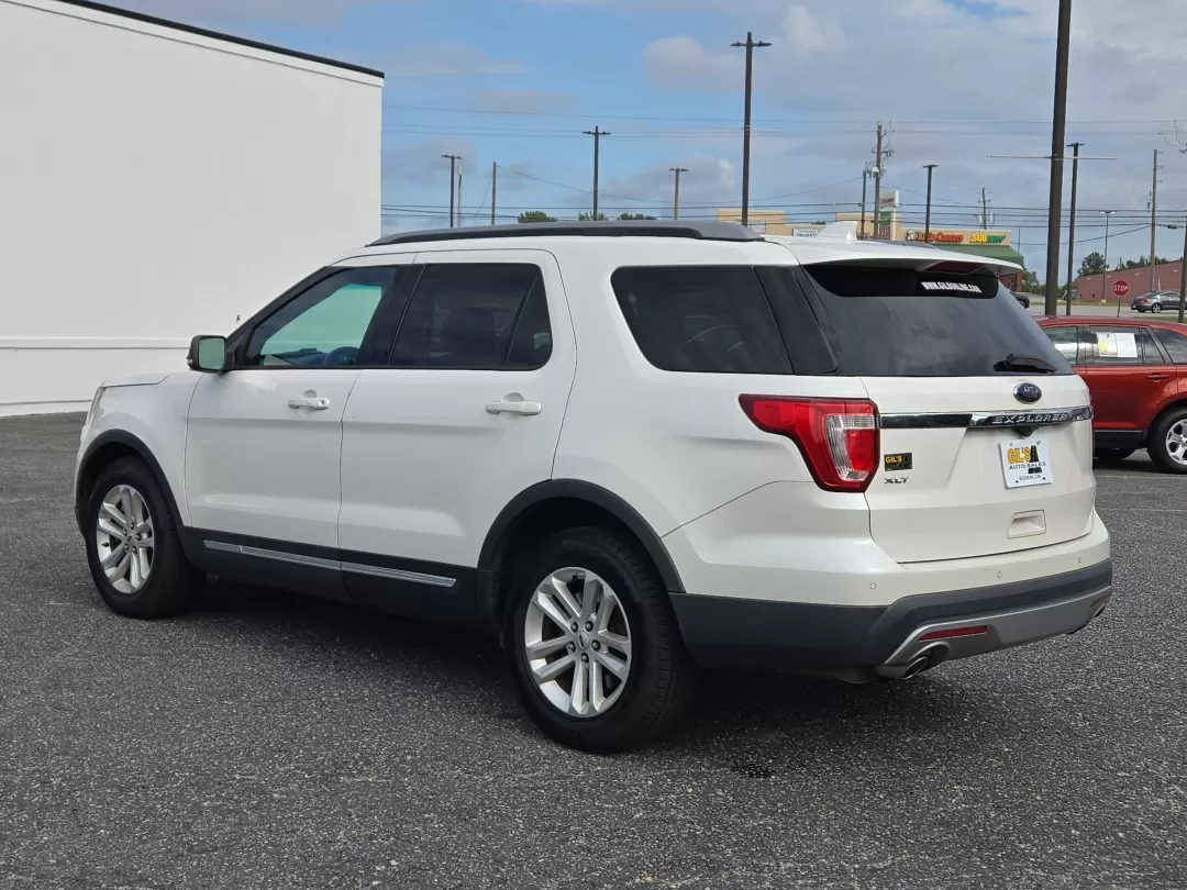2017 Ford Explorer XLT (1FM5K7D84HG) with an Other engine, located at 3959 U.S. 80 W, Phenix City, AL, 36870, (334) 297-4885, 32.469296, -85.135185 - **Discover the 2017 Ford Explorer XLT: Your Perfect Adventure Companion!**<br /> <br /> Are you gearing up for family road trips or weekend getaways? The 2017 Ford Explorer XLT is designed to elevate your adventures, offering spacious comfort and advanced features that make every drive a pleasure. W - Photo#7