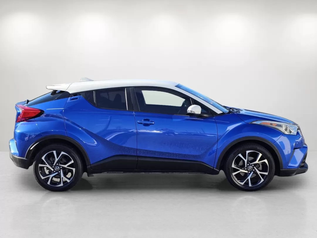 2018 Toyota C-HR XLE (NMTKHMBX3JR) with an Other engine, located at 1430 Gateway Drive, Opelika, AL, 36801, (334) 239-0944, 32.637871, -85.409790 - 2018 Toyota C-HR XLE - Photo#3