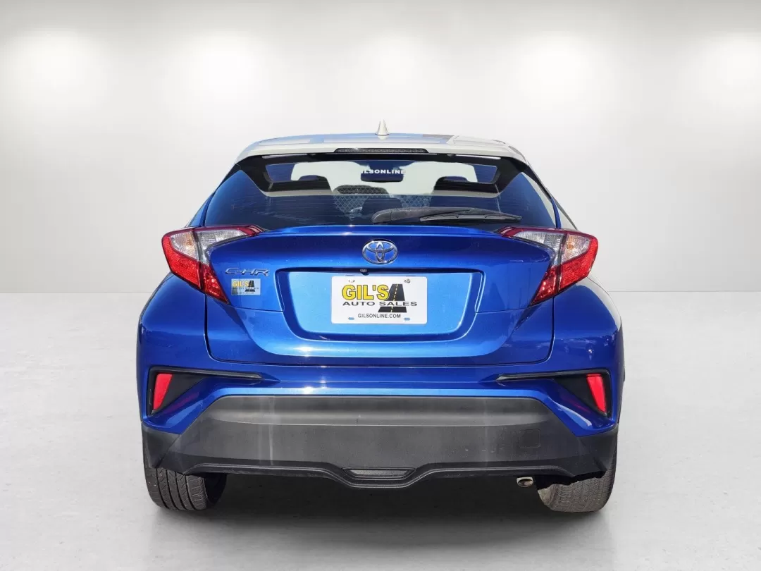 2018 Toyota C-HR XLE (NMTKHMBX3JR) with an Other engine, located at 1430 Gateway Drive, Opelika, AL, 36801, (334) 239-0944, 32.637871, -85.409790 - 2018 Toyota C-HR XLE - Photo#5