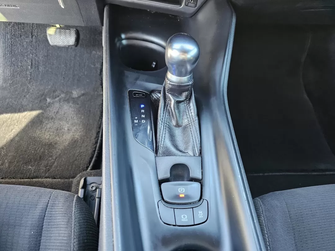 2018 Toyota C-HR XLE (NMTKHMBX3JR) with an Other engine, located at 1430 Gateway Drive, Opelika, AL, 36801, (334) 239-0944, 32.637871, -85.409790 - 2018 Toyota C-HR XLE - Photo#12