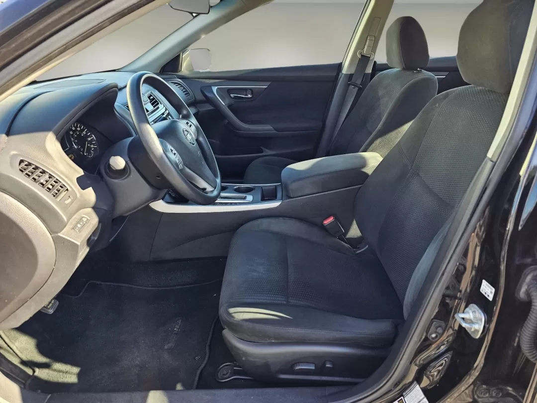 2015 /Charcoal Nissan Altima 2.5 S (1N4AL3AP1FC) with an Other engine, located at 804 22nd Ave, Phenix City, AL, 36870, (334) 297-1860, 32.484749, -85.024475 - Unlock the adventure of your daily drive with the 2015 Nissan Altima 2.5 S, a standout sedan designed for budget-conscious buyers and families alike! With its sleek Super Black exterior and spacious interior, this car is perfect for long commutes, school drop-offs, and weekend getaways. Whether you' - Photo#9