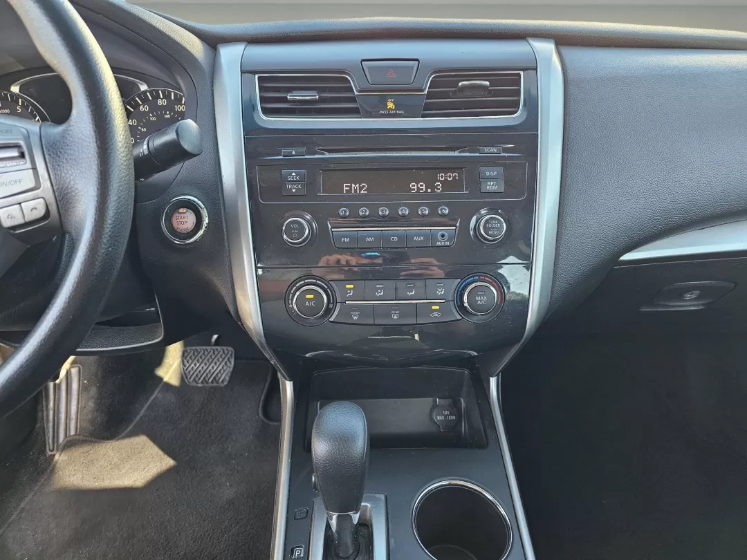 2015 /Charcoal Nissan Altima 2.5 S (1N4AL3AP1FC) with an Other engine, located at 804 22nd Ave, Phenix City, AL, 36870, (334) 297-1860, 32.484749, -85.024475 - Unlock the adventure of your daily drive with the 2015 Nissan Altima 2.5 S, a standout sedan designed for budget-conscious buyers and families alike! With its sleek Super Black exterior and spacious interior, this car is perfect for long commutes, school drop-offs, and weekend getaways. Whether you' - Photo#12