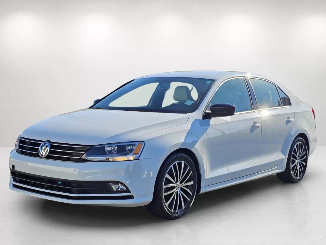 2016 Volkswagen Jetta 1.8T Sport (3VWD17AJ2GM) with an Other engine, located at 3959 U.S. 80 W, Phenix City, AL, 36870, (334) 297-4885, 32.469296, -85.135185 - **Experience the Road Ahead with This 2016 Volkswagen Jetta 1.8T Sport at Gils Auto Phenix City**<br /> <br /> Are you seeking a reliable and stylish sedan that fits seamlessly into your lifestyle? Whether you're commuting to work, running errands around Phenix City, or heading out on weekend adven - Photo#1