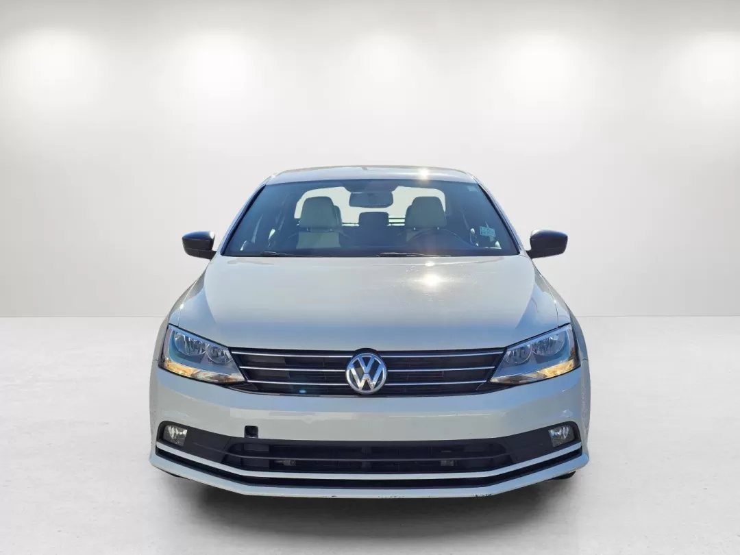 2016 Volkswagen Jetta 1.8T Sport (3VWD17AJ2GM) with an Other engine, located at 3959 U.S. 80 W, Phenix City, AL, 36870, (334) 297-4885, 32.469296, -85.135185 - **Experience the Road Ahead with This 2016 Volkswagen Jetta 1.8T Sport at Gils Auto Phenix City**<br /> <br /> Are you seeking a reliable and stylish sedan that fits seamlessly into your lifestyle? Whether you're commuting to work, running errands around Phenix City, or heading out on weekend adven - Photo#2