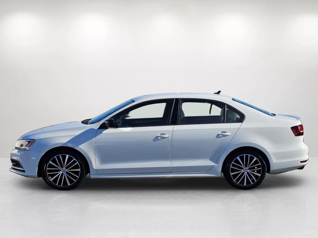 2016 Volkswagen Jetta 1.8T Sport (3VWD17AJ2GM) with an Other engine, located at 3959 U.S. 80 W, Phenix City, AL, 36870, (334) 297-4885, 32.469296, -85.135185 - **Experience the Road Ahead with This 2016 Volkswagen Jetta 1.8T Sport at Gils Auto Phenix City**<br /> <br /> Are you seeking a reliable and stylish sedan that fits seamlessly into your lifestyle? Whether you're commuting to work, running errands around Phenix City, or heading out on weekend adven - Photo#8