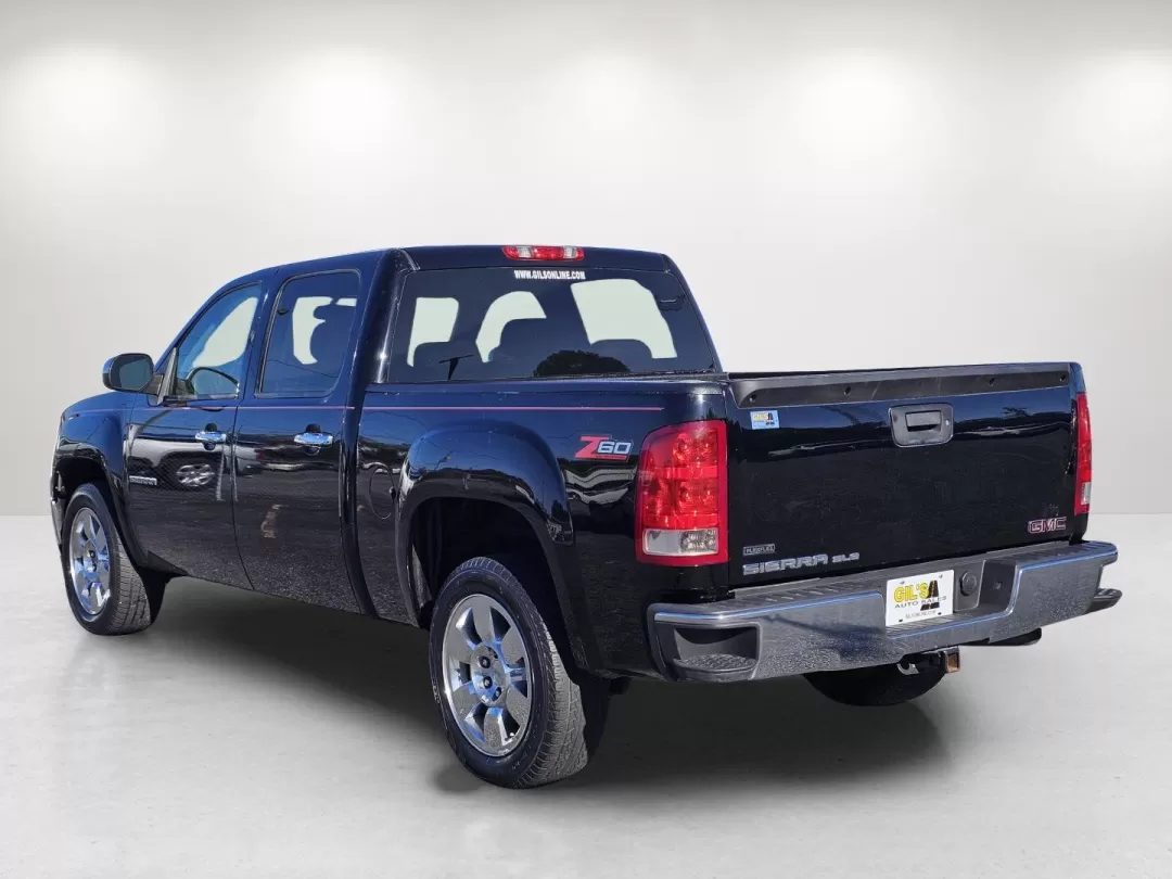 2011 /Ebony GMC Sierra 1500 SLE (3GTP1VE02BG) with an Other engine, located at 3959 U.S. 80 W, Phenix City, AL, 36870, (334) 297-4885, 32.469296, -85.135185 - Elevate your driving experience with the stunning 2011 GMC Sierra 1500 SLE, perfect for both work and play. Whether you're tackling a weekend project, heading out for a family road trip, or navigating your daily commute, this versatile crew cab pickup is designed to meet the demands of your busy lif - Photo#7