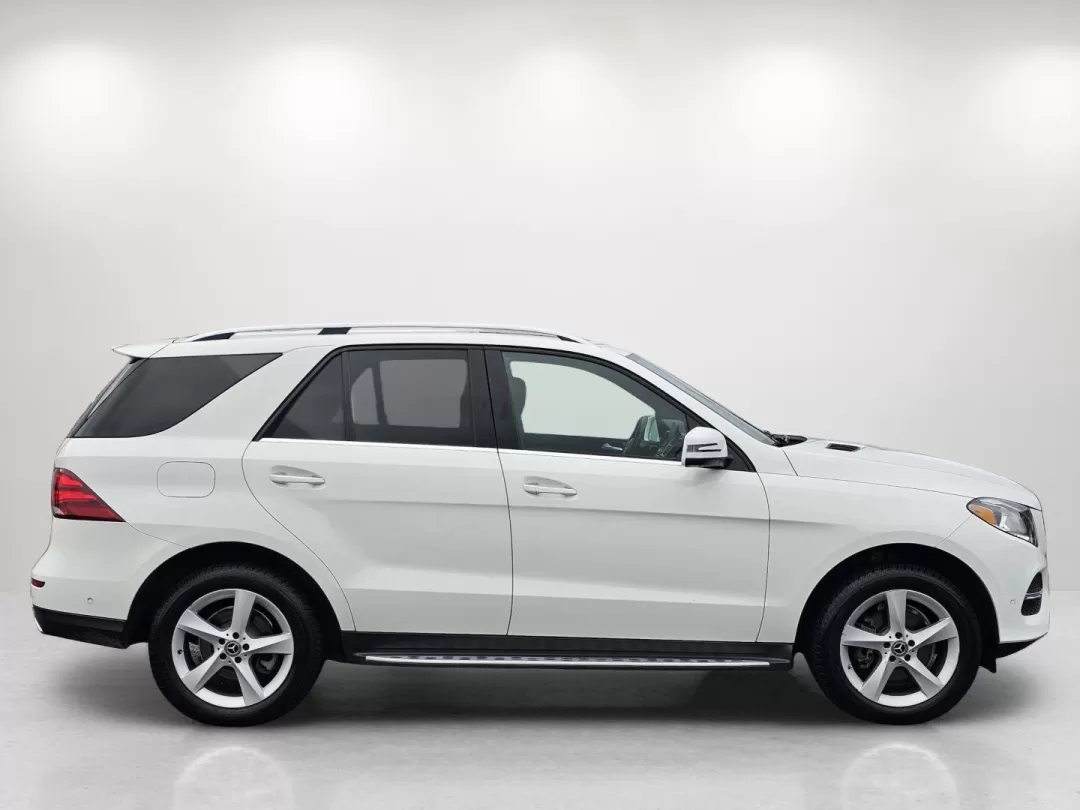 2018 /Black Mercedes-Benz GLE GLE 350 (4JGDA5JB6JB) with an Other engine, located at 3959 U.S. 80 W, Phenix City, AL, 36870, (334) 297-4885, 32.469296, -85.135185 - **Experience the Luxury of Driving with the 2018 Mercedes-Benz GLE 350: Perfect for Adventurers and Families Alike!**<br /> <br /> Ready to elevate your driving experience? The 2018 Mercedes-Benz GLE 350, available at Gils Auto in Phenix City, AL, is the quintessential SUV for those who seek a blend - Photo#4