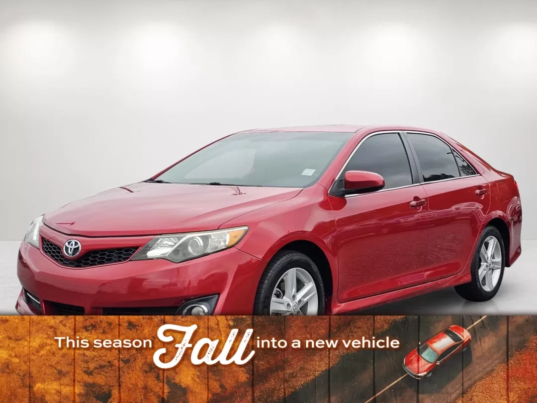 2014 Toyota Camry SE (4T1BF1FK2EU) with an Other engine, located at 3959 U.S. 80 W, Phenix City, AL, 36870, (334) 297-4885, 32.469296, -85.135185 - **Experience Comfort and Style with the 2014 Toyota Camry SE Perfect for Your Daily Commute!**<br /> <br /> Are you searching for a reliable sedan that combines style, functionality, and affordability? Look no further than this stunning 2014 Toyota Camry SE, available now at Gils Auto in Phenix Cit - Photo#0