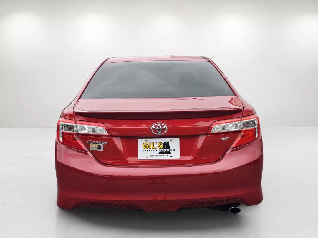 2014 Toyota Camry SE (4T1BF1FK2EU) with an Other engine, located at 3959 U.S. 80 W, Phenix City, AL, 36870, (334) 297-4885, 32.469296, -85.135185 - **Experience Comfort and Style with the 2014 Toyota Camry SE Perfect for Your Daily Commute!**<br /> <br /> Are you searching for a reliable sedan that combines style, functionality, and affordability? Look no further than this stunning 2014 Toyota Camry SE, available now at Gils Auto in Phenix Cit - Photo#6