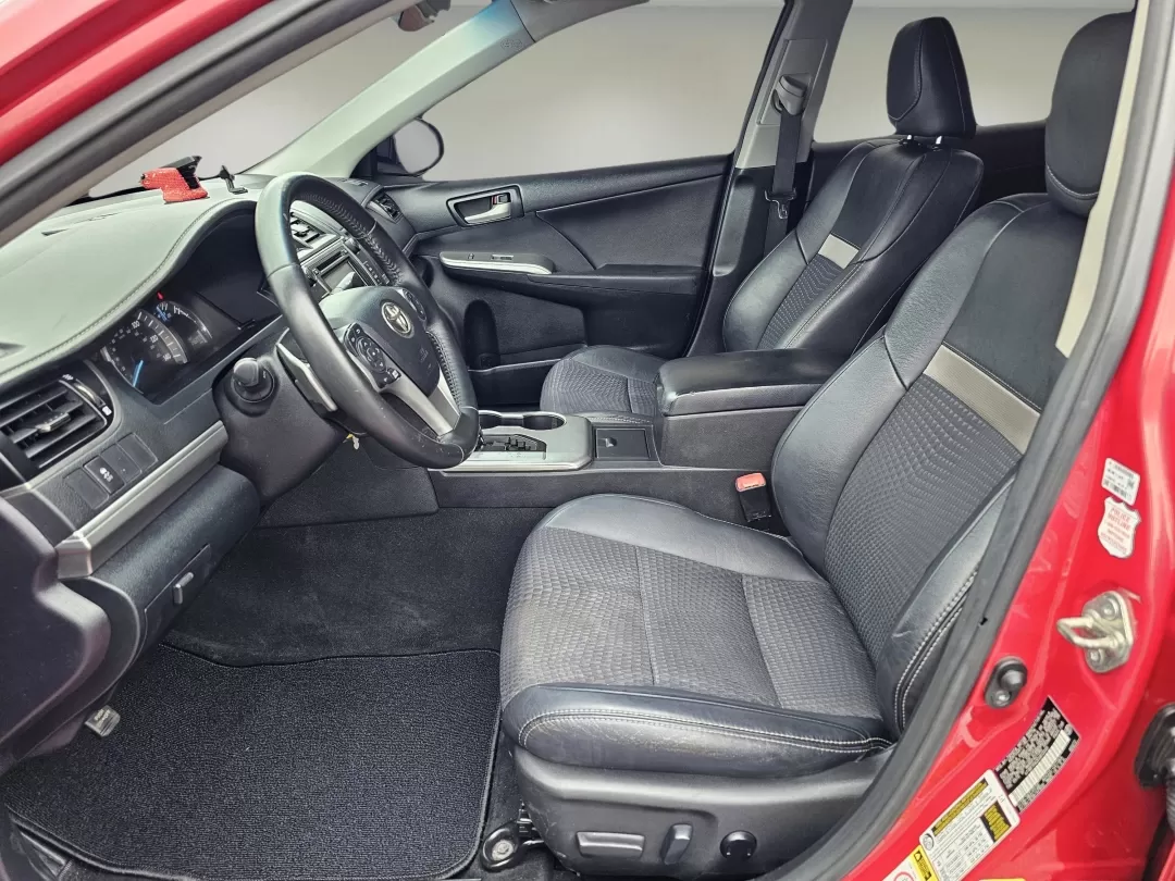 2014 Toyota Camry SE (4T1BF1FK2EU) with an Other engine, located at 3959 U.S. 80 W, Phenix City, AL, 36870, (334) 297-4885, 32.469296, -85.135185 - **Experience Comfort and Style with the 2014 Toyota Camry SE Perfect for Your Daily Commute!**<br /> <br /> Are you searching for a reliable sedan that combines style, functionality, and affordability? Look no further than this stunning 2014 Toyota Camry SE, available now at Gils Auto in Phenix Cit - Photo#10