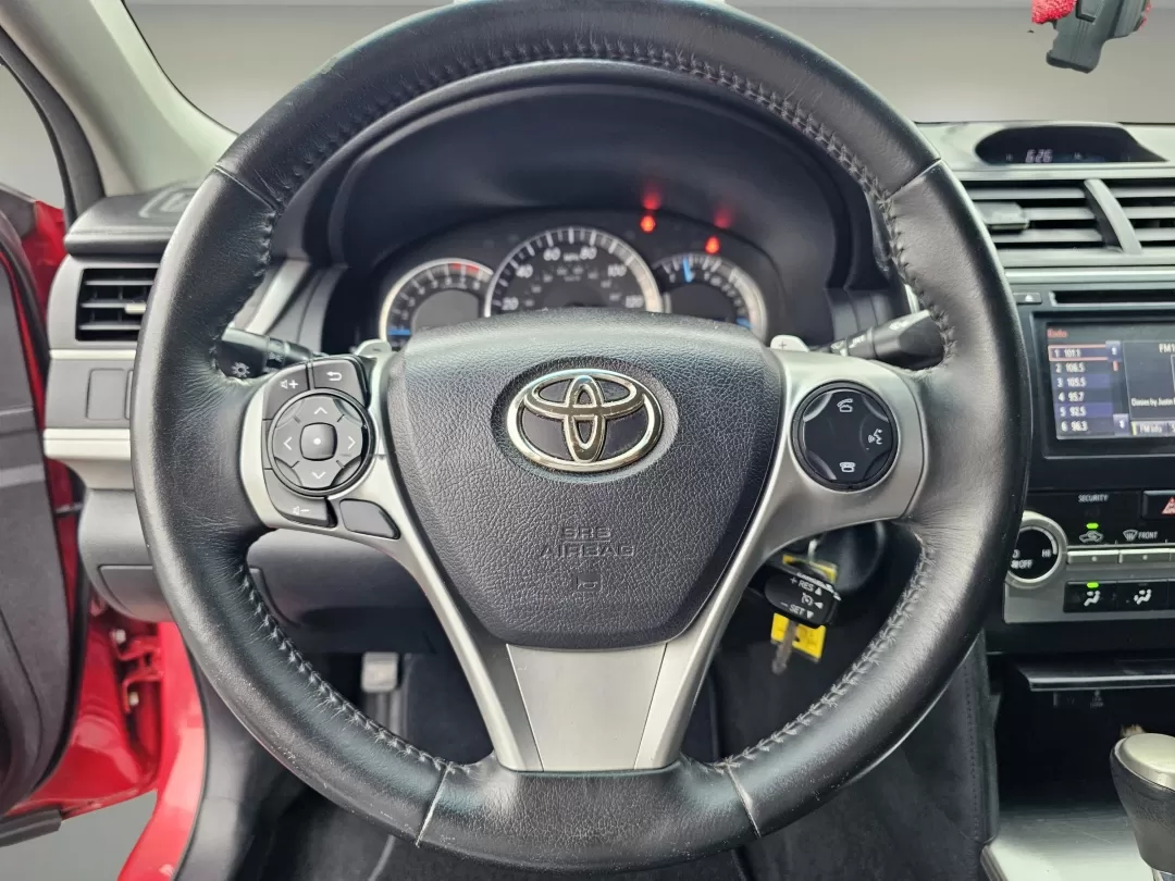 2014 Toyota Camry SE (4T1BF1FK2EU) with an Other engine, located at 3959 U.S. 80 W, Phenix City, AL, 36870, (334) 297-4885, 32.469296, -85.135185 - **Experience Comfort and Style with the 2014 Toyota Camry SE Perfect for Your Daily Commute!**<br /> <br /> Are you searching for a reliable sedan that combines style, functionality, and affordability? Look no further than this stunning 2014 Toyota Camry SE, available now at Gils Auto in Phenix Cit - Photo#11