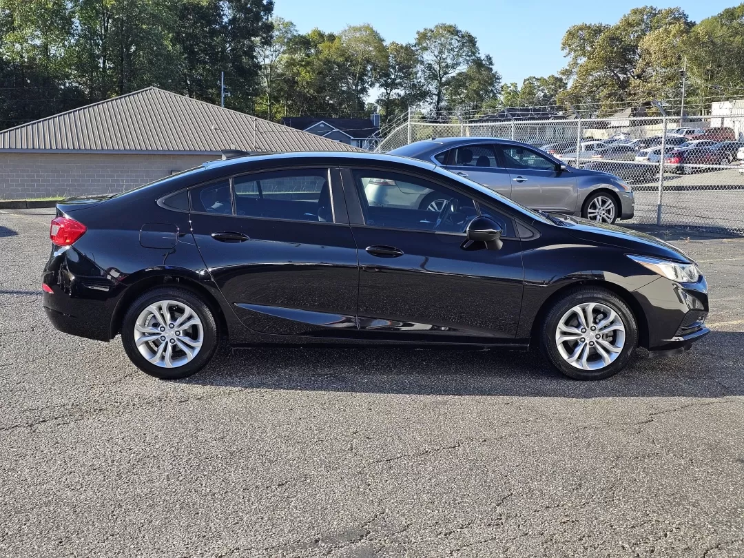 2019 /Jet Black Chevrolet Cruze LS (1G1BC5SM5K7) with an Other engine, located at 3959 U.S. 80 W, Phenix City, AL, 36870, (334) 297-4885, 32.469296, -85.135185 - **Discover Your Next Adventure with the 2019 Chevrolet Cruze at Gils Auto!** <br /> <br /> Are you in search of a reliable, stylish vehicle to elevate your daily commutes or weekend getaways? Look no further! The 2019 Chevrolet Cruze LS is the perfect sedan for budget-conscious buyers and growing fa - Photo#3