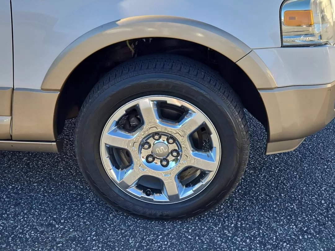 2014 Ford Expedition EL King Ranch (1FMJK1J51EE) with an Other engine, located at 3959 U.S. 80 W, Phenix City, AL, 36870, (334) 297-4885, 32.469296, -85.135185 - **Explore Adventure in the 2014 Ford Expedition EL Your Ultimate Family SUV!**<br /> <br /> Are you ready to elevate your family adventures or weekend getaways? The 2014 Ford Expedition EL is your ticket to comfort, space, and reliability. Perfectly designed for growing families and those craving w - Photo#3