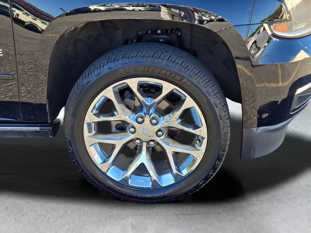 2016 /Jet Black Chevrolet Tahoe LTZ (1GNSCCKCXGR) with an Other engine, located at 3959 U.S. 80 W, Phenix City, AL, 36870, (334) 297-4885, 32.469296, -85.135185 - **Adventure Awaits with the 2016 Chevrolet Tahoe LTZ - Gils Auto, Phenix City, AL**<br /> <br /> Are you ready to elevate your family road trips or weekend adventures? Look no further than the 2016 Chevrolet Tahoe LTZ, an SUV that balances luxury, performance, and versatility. This stunning vehicle - Photo#3
