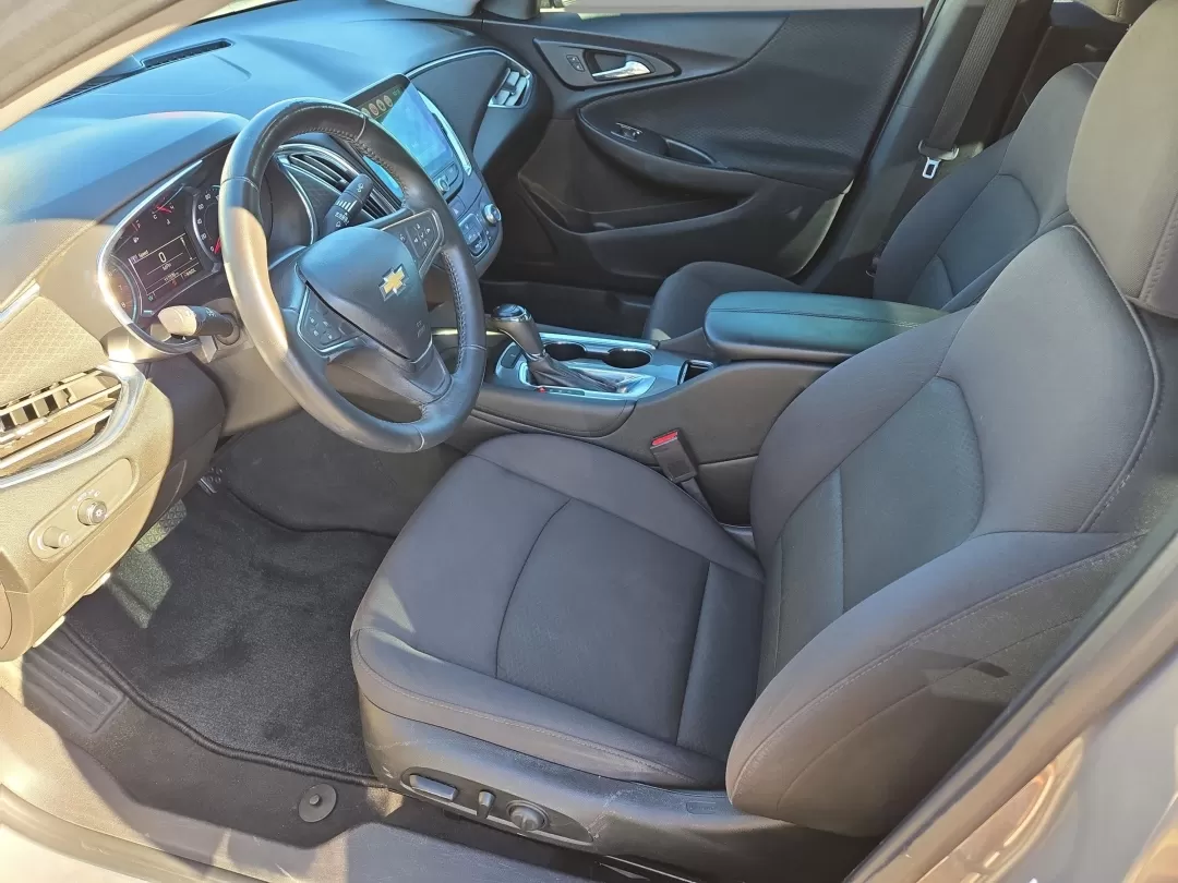 2017 /Jet Black Chevrolet Malibu LT (1G1ZE5ST0HF) with an Other engine, located at 3959 U.S. 80 W, Phenix City, AL, 36870, (334) 297-4885, 32.469296, -85.135185 - Discover your next adventure with this 2017 Chevrolet Malibu LT, perfect for those who need a reliable vehicle for daily commutes, family outings, or weekend getaways. This sleek sedan blends style with practicality, making it an excellent choice for budget-conscious buyers and those looking for low - Photo#12