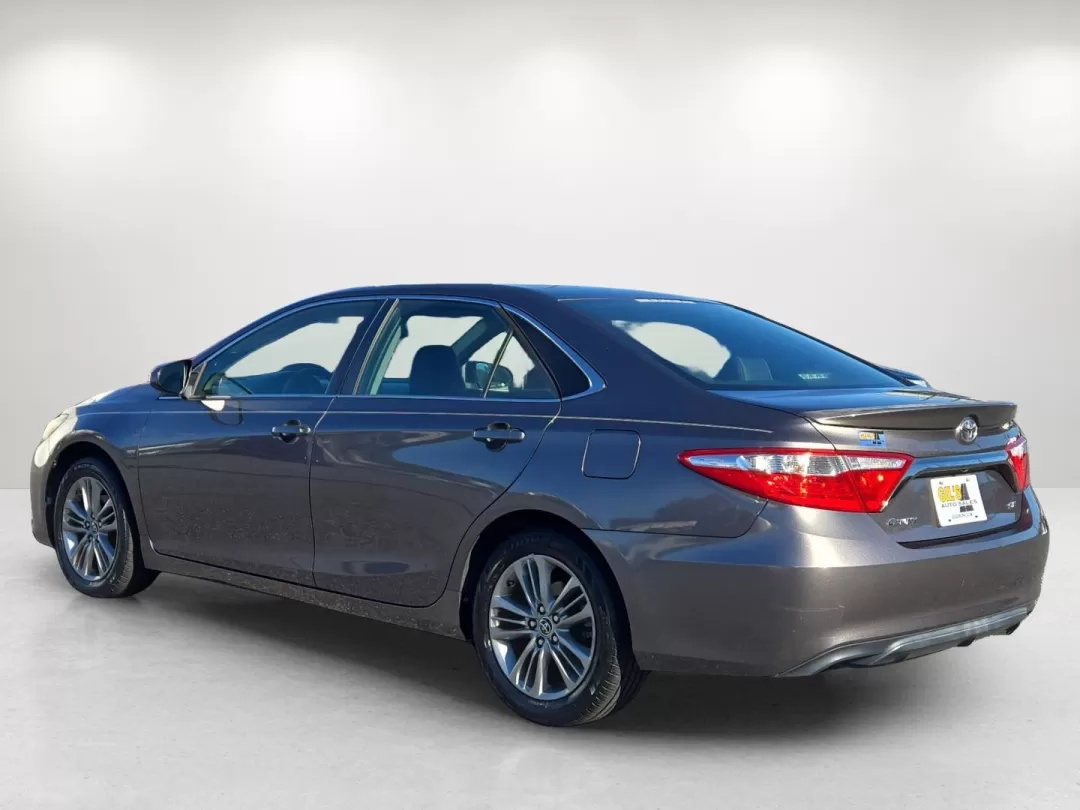 2015 Toyota Camry SE (4T1BF1FK1FU) with an Other engine, located at 3959 U.S. 80 W, Phenix City, AL, 36870, (334) 297-4885, 32.469296, -85.135185 - Are you searching for a reliable vehicle that combines comfort, style, and affordability? Look no further than this 2015 Toyota Camry, now available at Gils Auto in Phenix City, AL. Whether you're commuting to work, shuttling the kids around, or embarking on weekend adventures, this sedan is the per - Photo#7