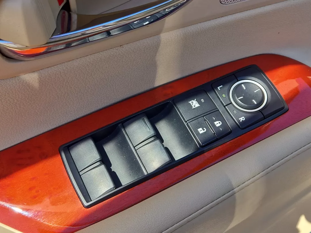 2011 Lexus RX 350 (2T2ZK1BA3BC) with an Other engine, located at 7000 Northlake Connector, Columbus, GA, 31904, (706) 987-8085, 32.524975, -84.978134 - **Explore Luxury and Comfort with the 2011 Lexus RX 350 at Gils Auto in Phenix City, AL**<br /> <br /> Imagine yourself behind the wheel of a luxurious SUV that perfectly balances style, comfort, and practicality. The 2011 Lexus RX 350 is not just a vehicle; it's a lifestyle upgrade. Whether you're - Photo#10