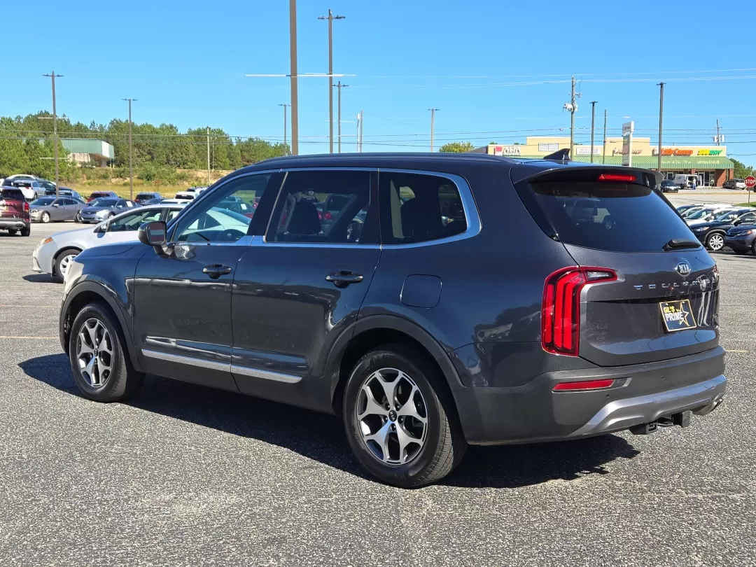 2020 /Black Kia Telluride EX (5XYP34HC5LG) with an Other engine, located at 3959 U.S. 80 W, Phenix City, AL, 36870, (334) 297-4885, 32.469296, -85.135185 - **Discover the Perfect Family SUV: 2020 Kia Telluride EX at Gils Auto - Phenix City!**<br /> <br /> Are you on the lookout for a versatile and spacious SUV that can accommodate your growing family while also providing a comfortable ride for your daily commutes? The 2020 Kia Telluride EX is the ideal - Photo#7
