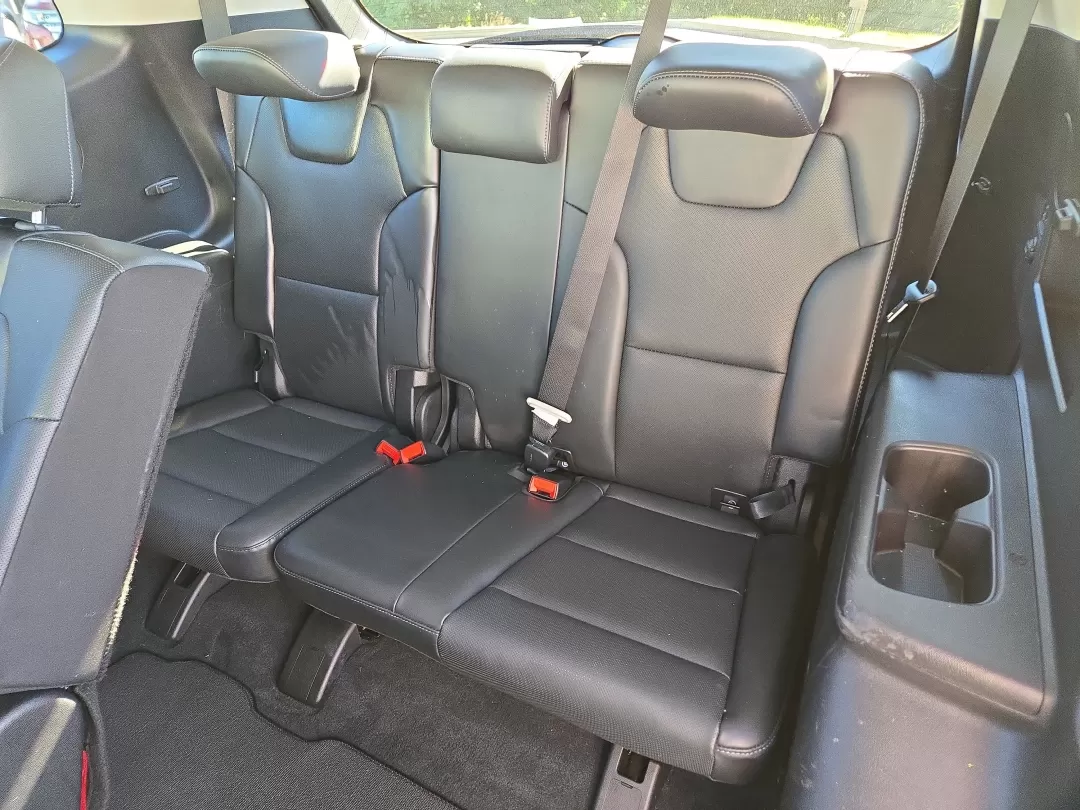 2020 /Black Kia Telluride EX (5XYP34HC5LG) with an Other engine, located at 3959 U.S. 80 W, Phenix City, AL, 36870, (334) 297-4885, 32.469296, -85.135185 - **Discover the Perfect Family SUV: 2020 Kia Telluride EX at Gils Auto - Phenix City!**<br /> <br /> Are you on the lookout for a versatile and spacious SUV that can accommodate your growing family while also providing a comfortable ride for your daily commutes? The 2020 Kia Telluride EX is the ideal - Photo#13