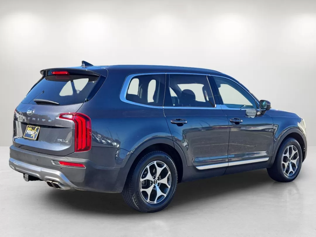 2020 /Black Kia Telluride EX (5XYP34HC5LG) with an Other engine, located at 5115 14th Ave., Columbus, GA, 31904, (706) 323-0345, 32.511494, -84.971046 - **Discover the Perfect Family SUV: 2020 Kia Telluride EX at Gils Auto - Phenix City!**<br /> <br /> Are you on the lookout for a versatile and spacious SUV that can accommodate your growing family while also providing a comfortable ride for your daily commutes? The 2020 Kia Telluride EX is the ideal - Photo#5