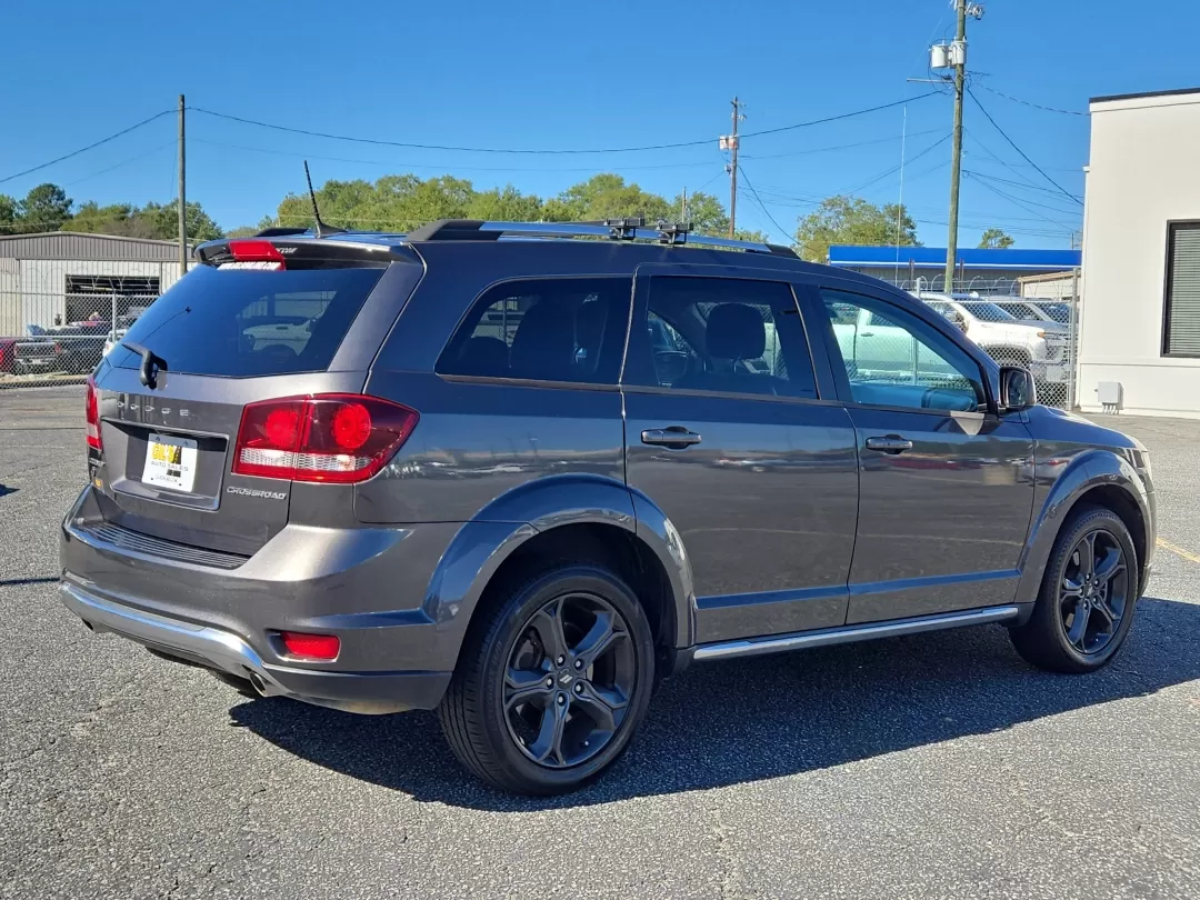 2018 /Black Dodge Journey Crossroad (3C4PDDGG1JT) with an Other engine, located at 3959 U.S. 80 W, Phenix City, AL, 36870, (334) 297-4885, 32.469296, -85.135185 - **Explore the Open Road with the 2018 Dodge Journey Crossroad Your Ultimate Family SUV!**<br /> <br /> Are you ready to take your family adventures to the next level? Look no further than this stunning 2018 Dodge Journey Crossroad, available now at Gils Auto in Phenix City, AL! This versatile SUV i - Photo#5
